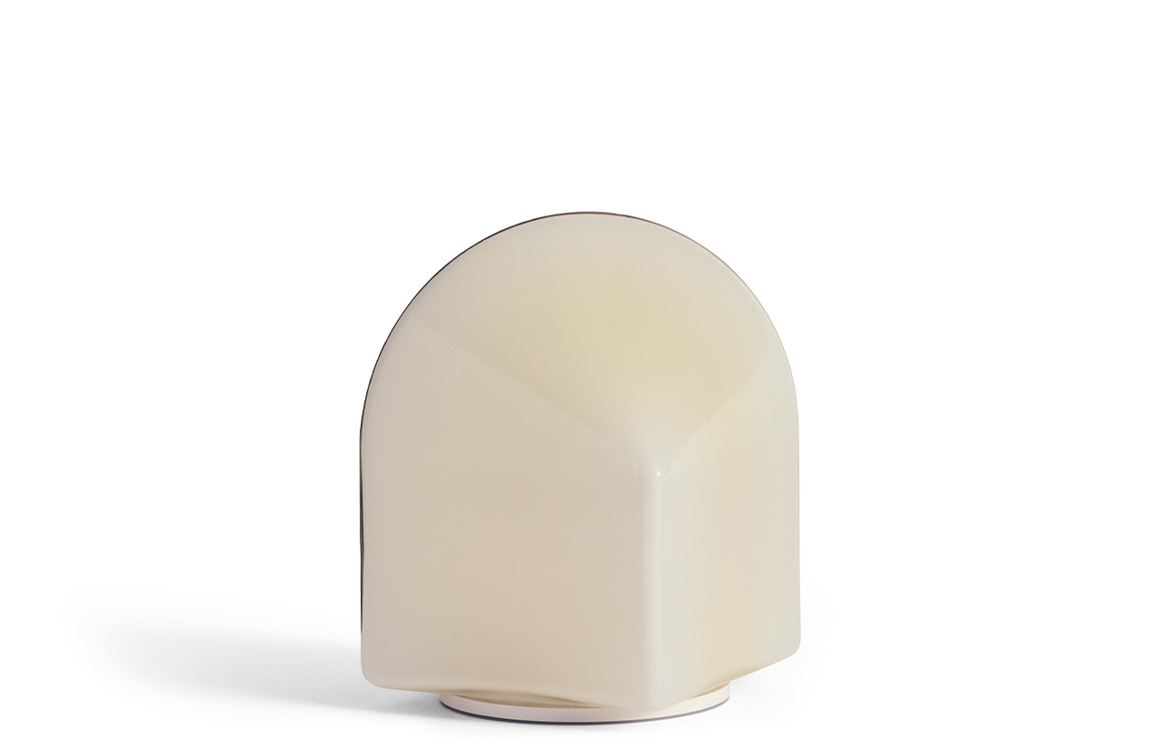 PARADE įkraunamas šviestuvas 