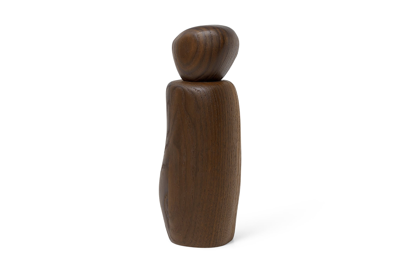 PEBBLE spice grinder