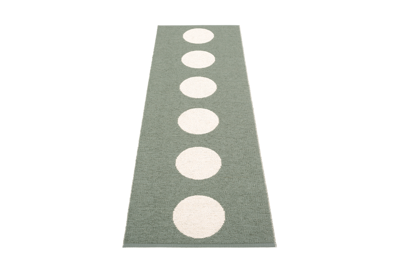 grey-green / vanilla