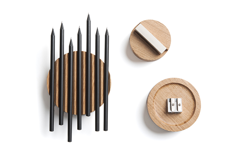 RINKINYS PIEŠTUKAMS, DROŽTUKUI IR TRINTUKUI