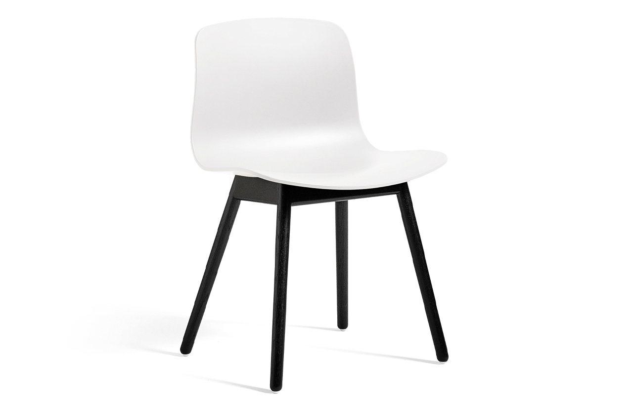 ABOUT AAC 12 Chair