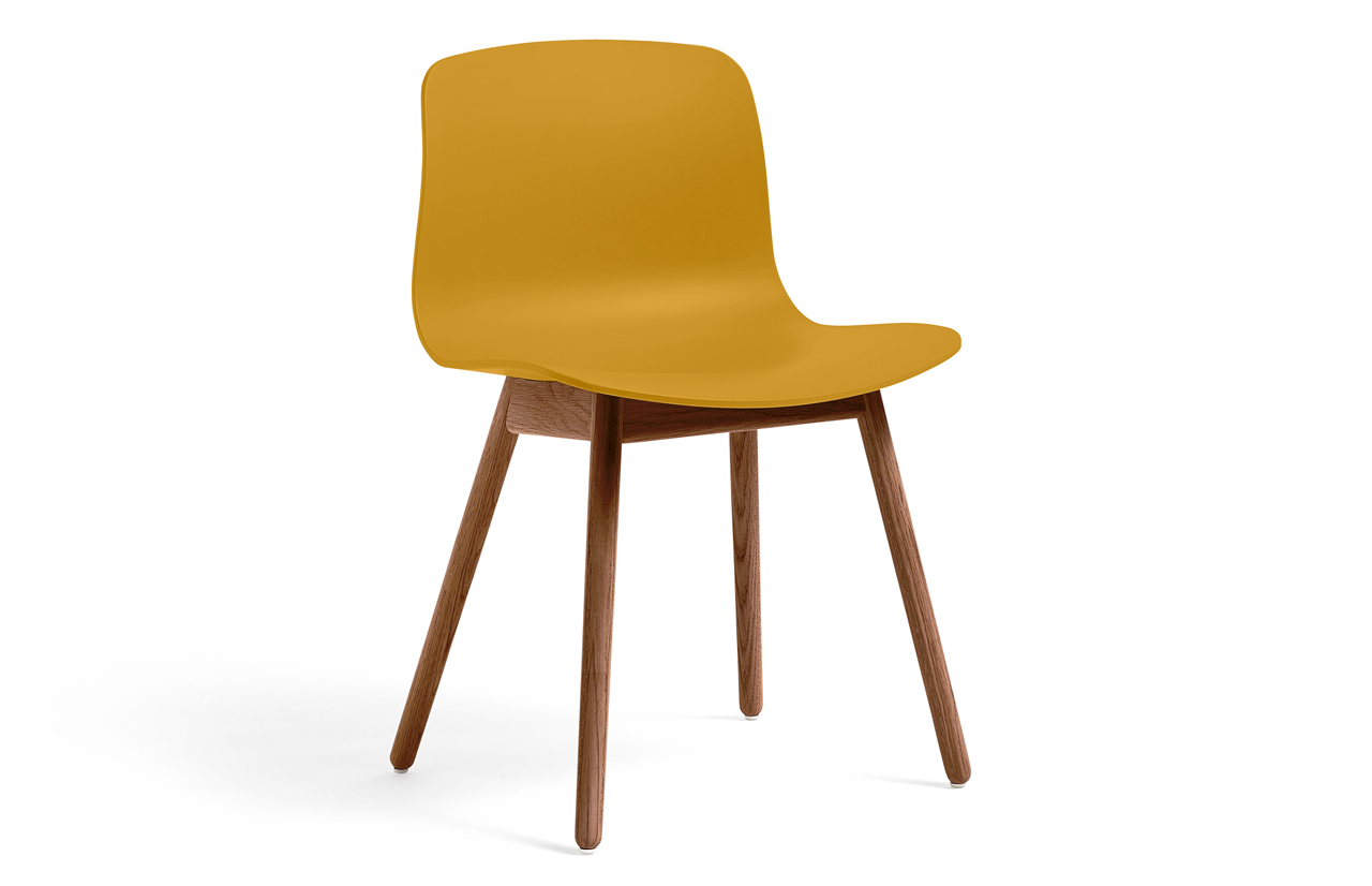 ABOUT AAC 12 Chair