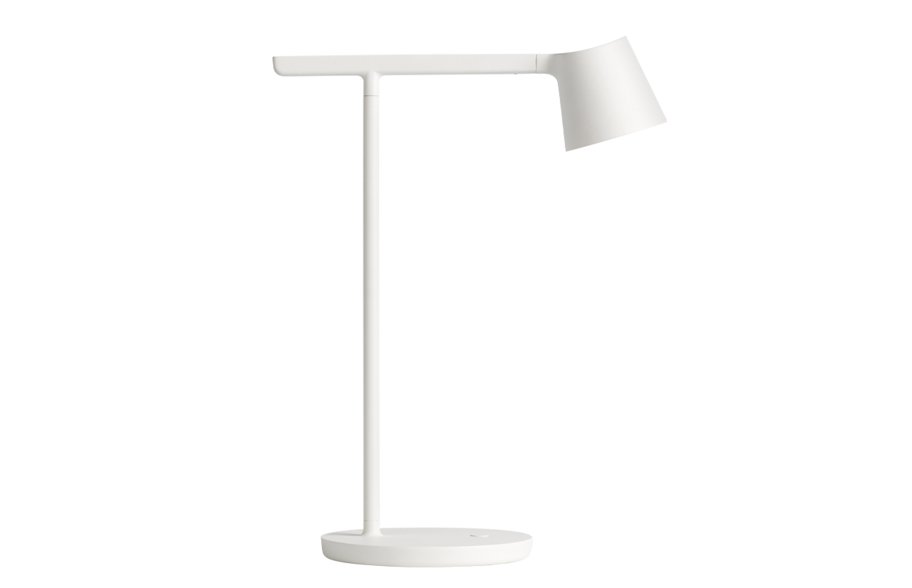 TIP stalinis šviestuvas