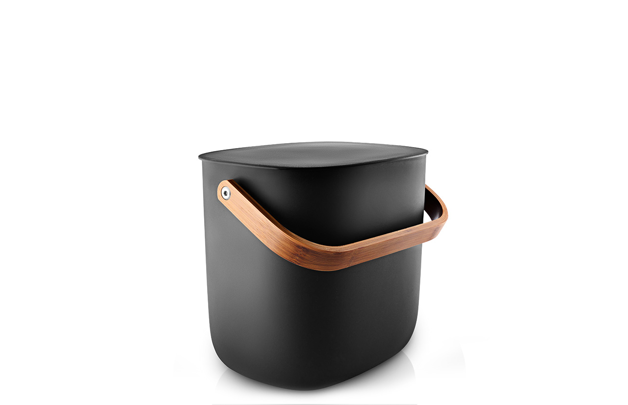 KITCHEN utensil holder