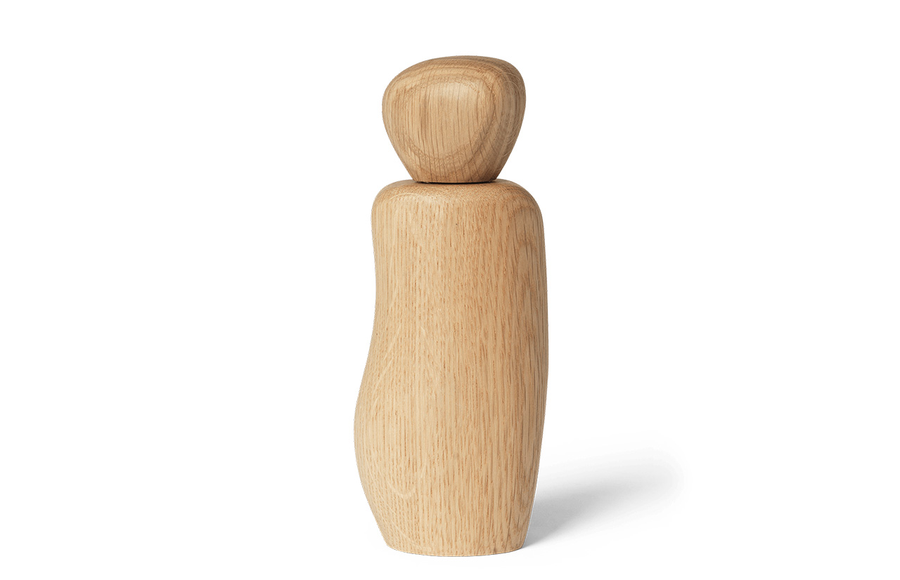 PEBBLE spice grinder