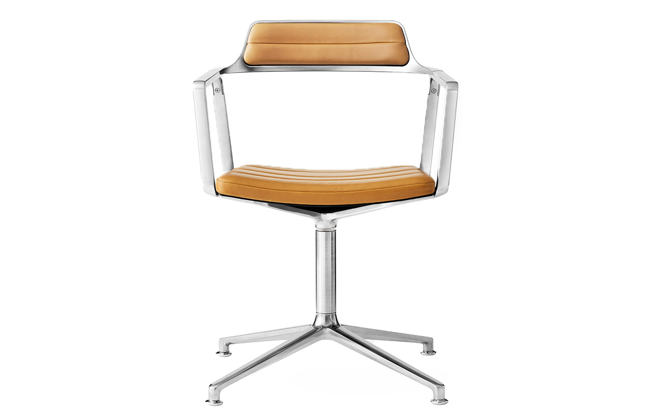 VIPP452 Chair