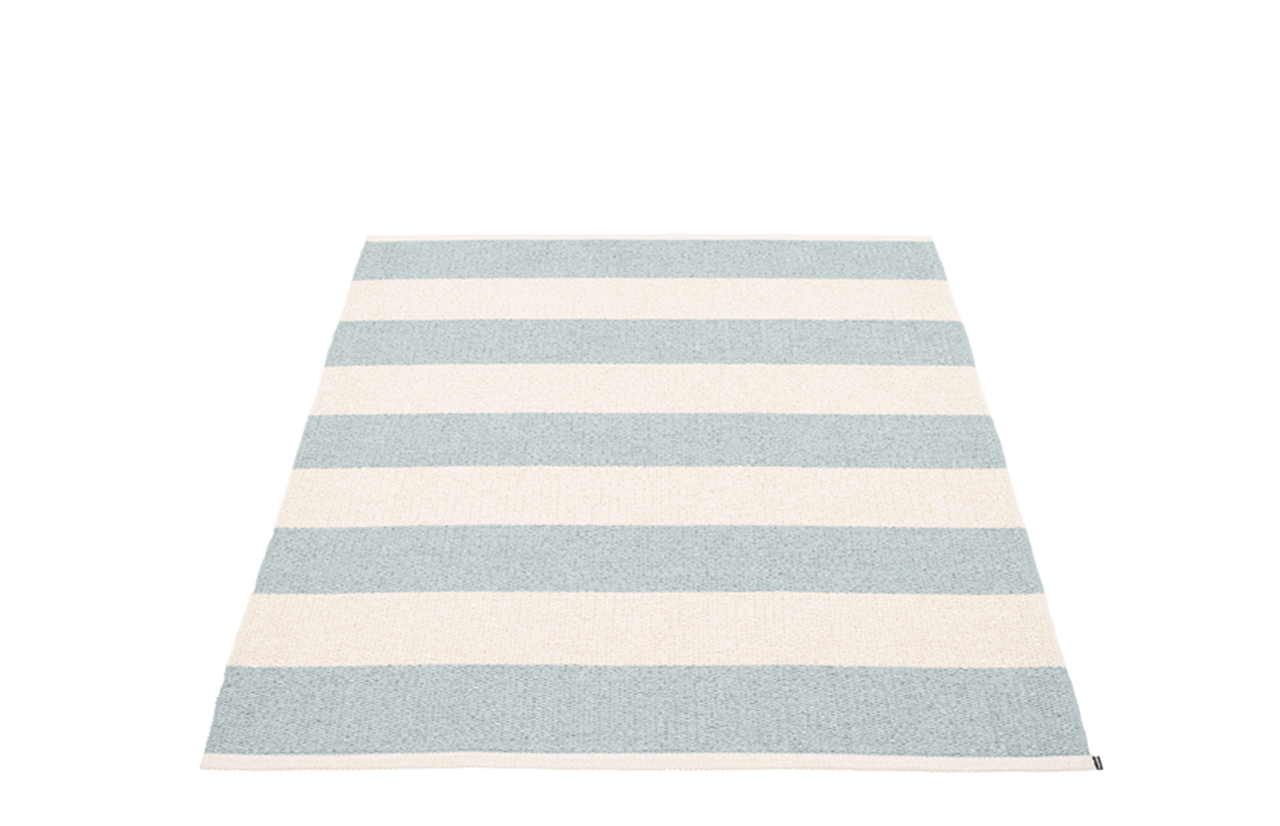 melsva / blue fog 