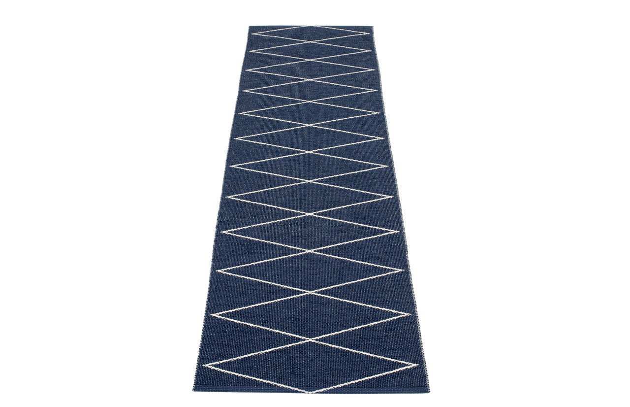 tamsiai mėlyna / vanilės