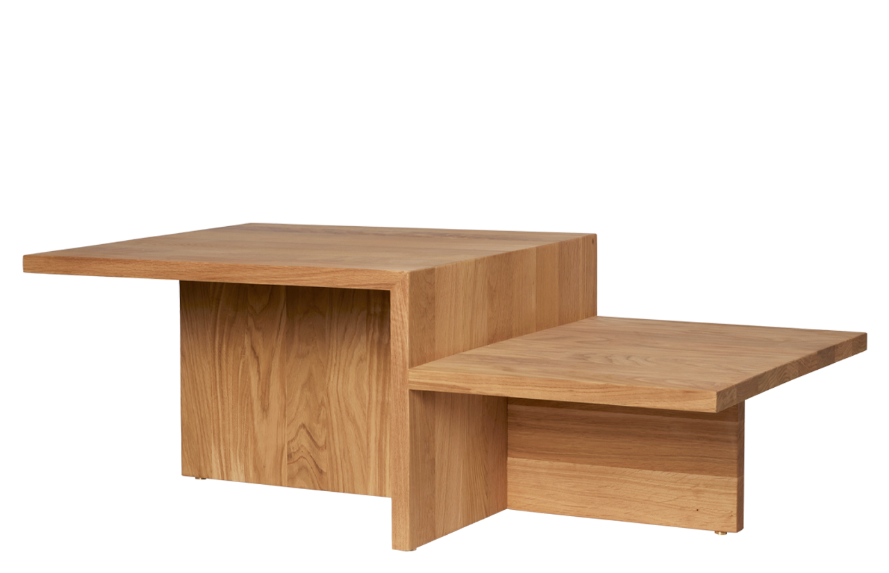 DISTINCT coffee table, oak